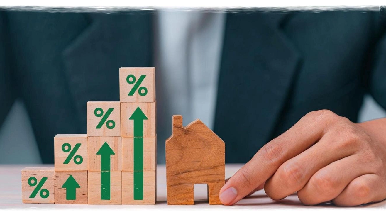 Immobili, aumentano i tassi sui mutui, in flessione le compravendite