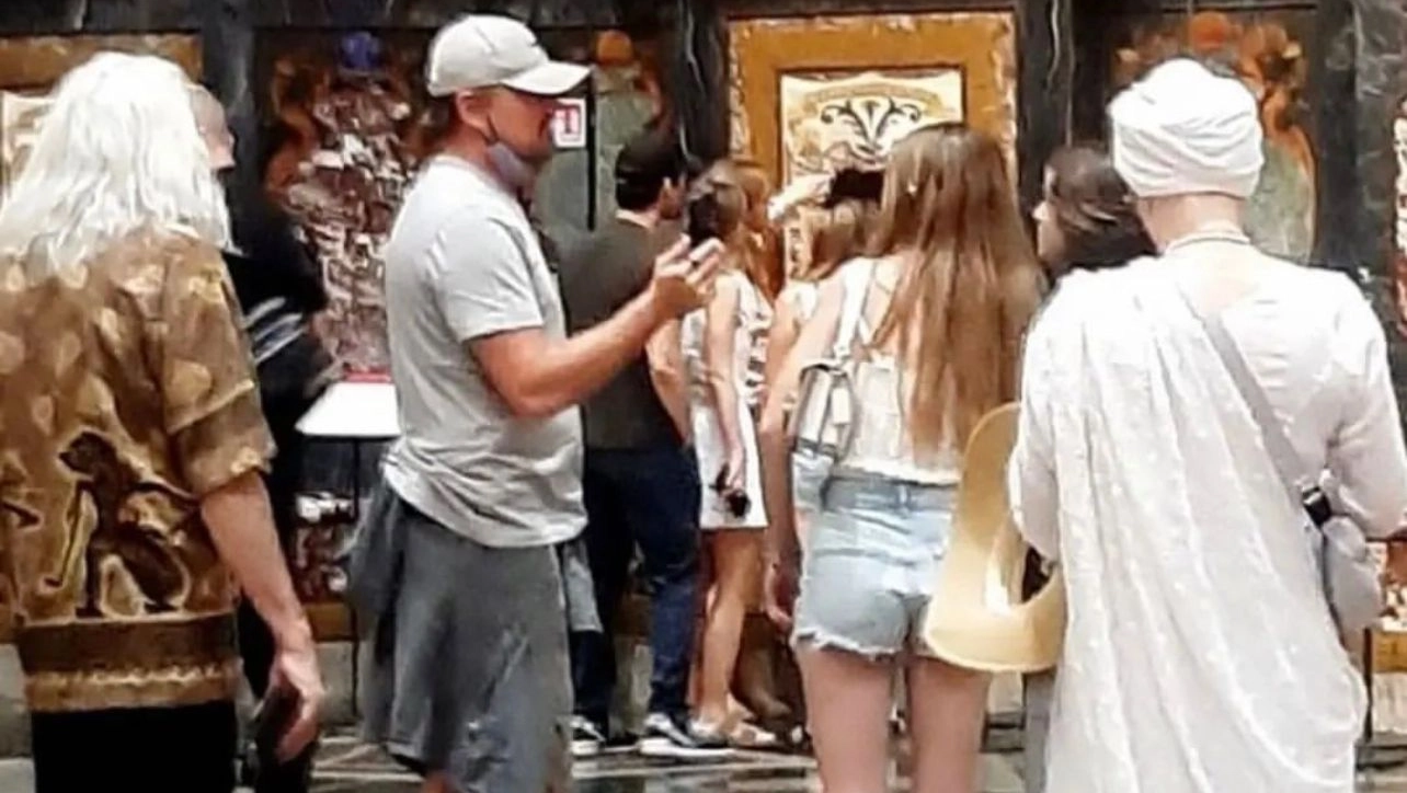 Di Caprio a Firenze con Tobey Maguire visita le Cappelle Medicee (foto Instagram)
