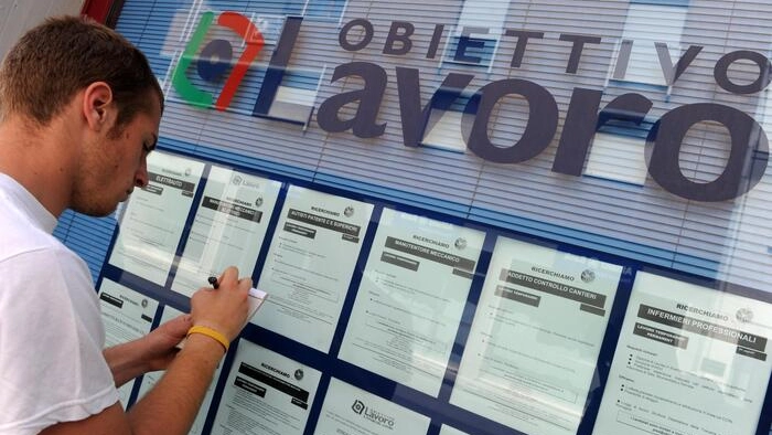 Dal primo gennaio stop al sussidio: prevista un’impennata di persone che si rivolgeranno alle strutture regionali in cerca di aiuto. Il nuovo protocollo d’intesa prevede di aumentare i servizi digitali