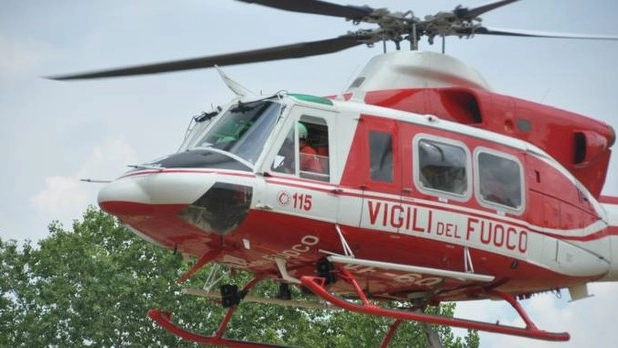L'elicottero Drago dei vigili del fuoco