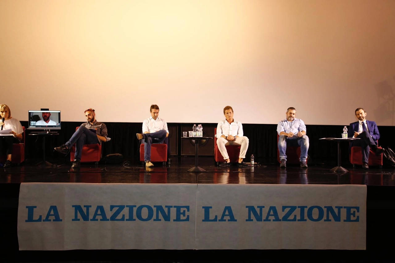 L'incontro fra i candidati a sindaco a Sesto Fiorentino