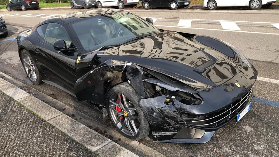 La Ferrari dopo l'incidente