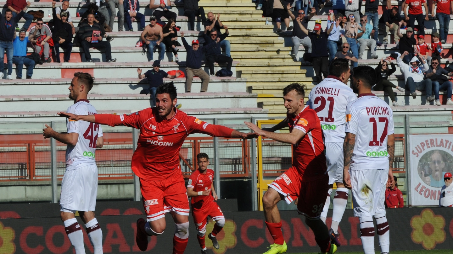 Perugia-Livorno 3-1, l'esultanza di Carraro (Crocchioni)