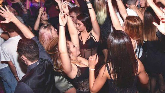 Musica alta, pugno di ferro Stangato il bar “La Palma“ Terzo caso in pochi giorni Musica alta, pugno di ferro Stangato il bar “La Palma“ Terzo caso in pochi giorni