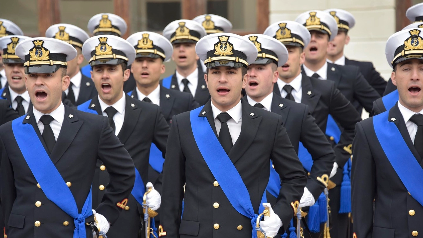 Il giruamento in Accademia Navale