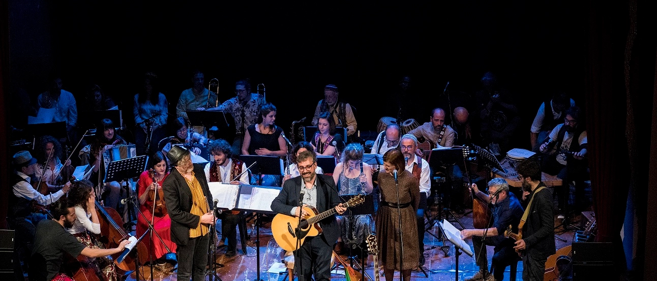 Domenica 3 dicembre, presso il Teatrodante Carlo Monni, andrà in scena “Fiabe”, un evento speciale dedicato ai più piccoli per sostenere la riapertura della biblioteca Terzani e del Teatrodante colpiti dall’alluvione