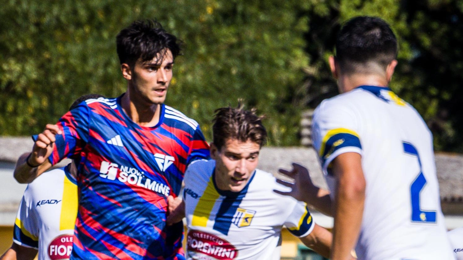 Il Follonica Gavorrano si prepara all'esordio casalingo contro la temibile Pianese. I biglietti sono disponibili in prevendita al costo di 10 euro. La Juniores affronterà la trasferta contro il Roma City. I ragazzi di Angeli sono pronti ad affrontare un campionato tosto con la forza e la voglia di dare il meglio.