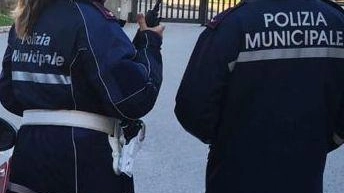 Amianto vicino all’asilo Bambini mandati a casa Amianto vicino all’asilo Bambini mandati a casa