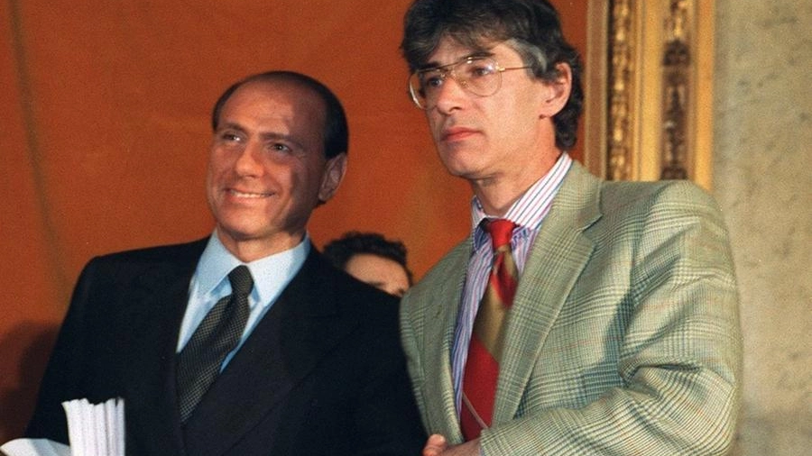 Berlusconi e Bossi firmano il patto nel 1994