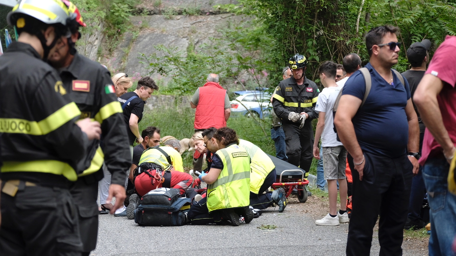 Autobus nel dirupo a Zeri Autobus nel dirupo a Zeri