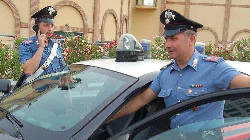 Droga e tentato omicidio Sei arrestati dai carabinieri Sequestrati 11 chili di cocaina Droga e tentato omicidio Sei arrestati dai carabinieri Sequestrati 11 chili di cocaina