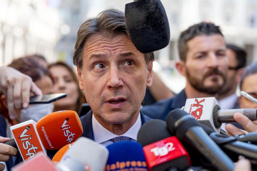 Il presidente M5s Giuseppe Conte (Ansa)