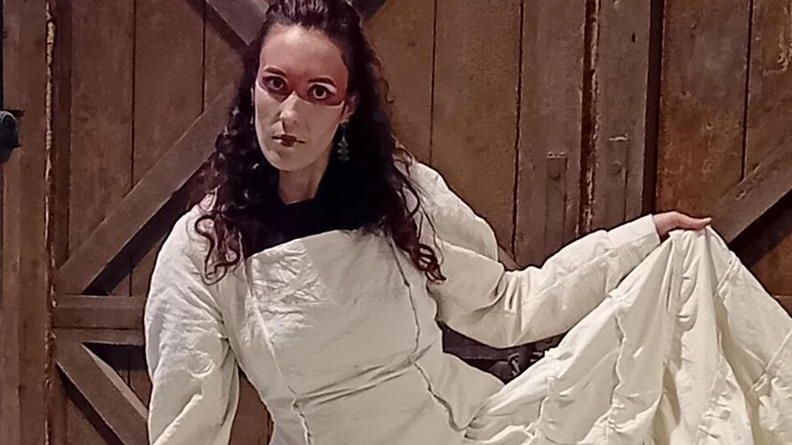 La rivalsa delle donne nella performance artistica di Baruffetti La rivalsa delle donne nella performance artistica di Baruffetti