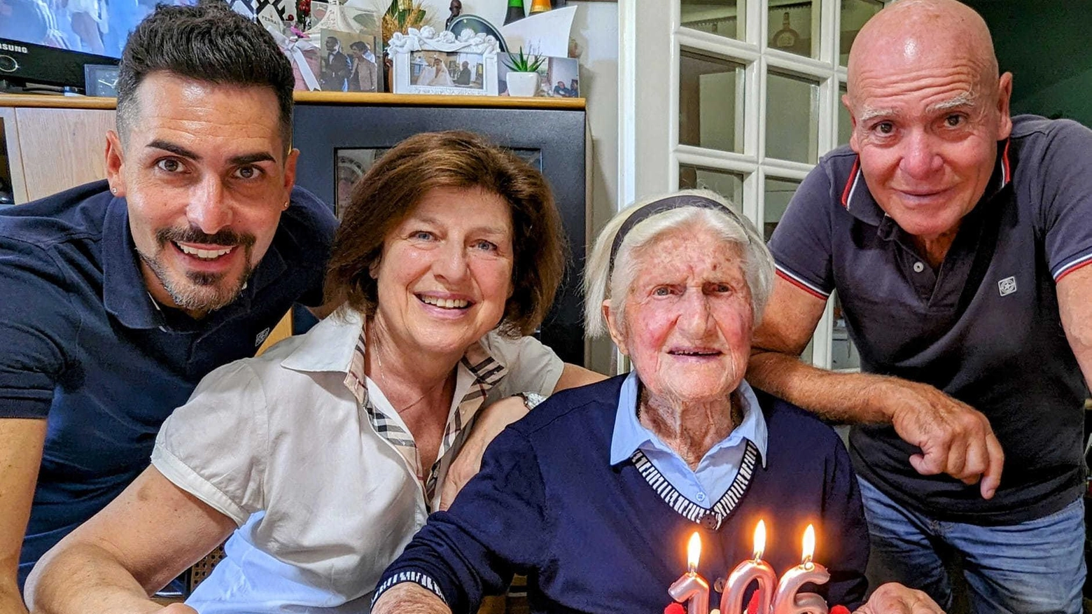 Brindisi per i 106 anni di nonna Vittoria: è la più anziana della città Brindisi per i 106 anni di nonna Vittoria: è la più anziana della città