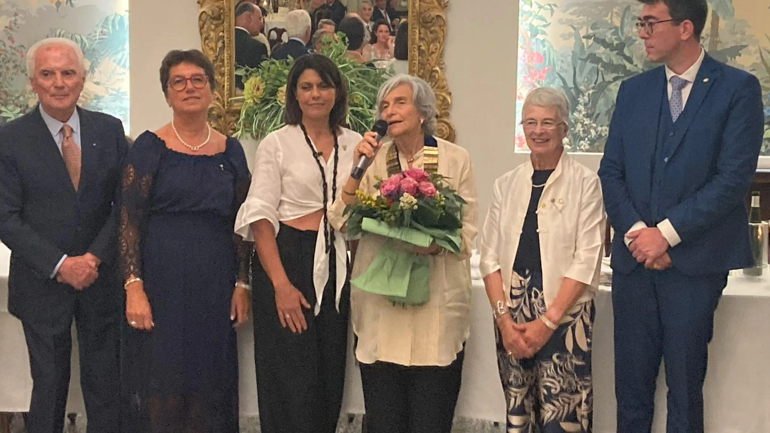 Gira la ruota del Rotary Isabella Tobino presidente Gira la ruota del Rotary Isabella Tobino presidente