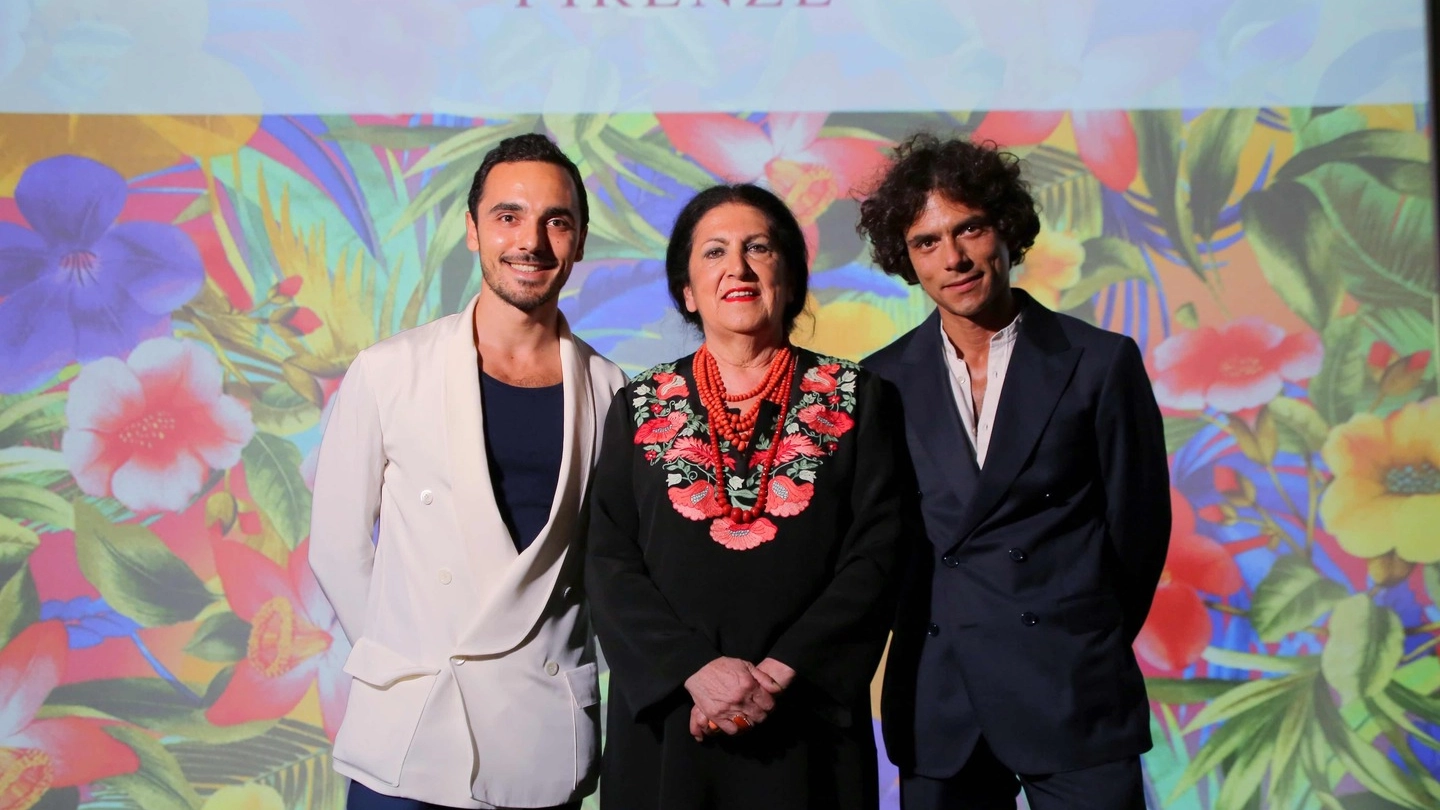 Lucia Caponi con i figli Guido e Duccio (foto Marco Mori/New Press Photo)