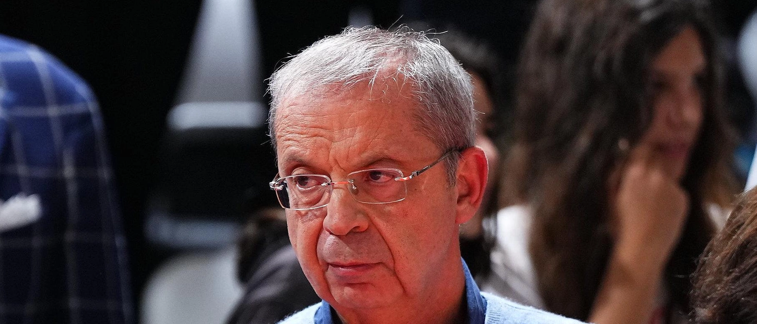 Presidente Capecchi ha portato Pistoia nella massima serie, vinto la Supercoppa e battuto Milano per la prima volta nella storia. Una vittoria inaspettata, ma con difesa e attacco perfetti, ha portato grande soddisfazione a tutti. Ora si pensa a Napoli, con l'augurio di un PalaCarrara tutto esaurito.