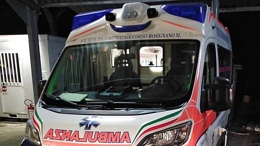 Ambulanza (foto Simone Lanari)