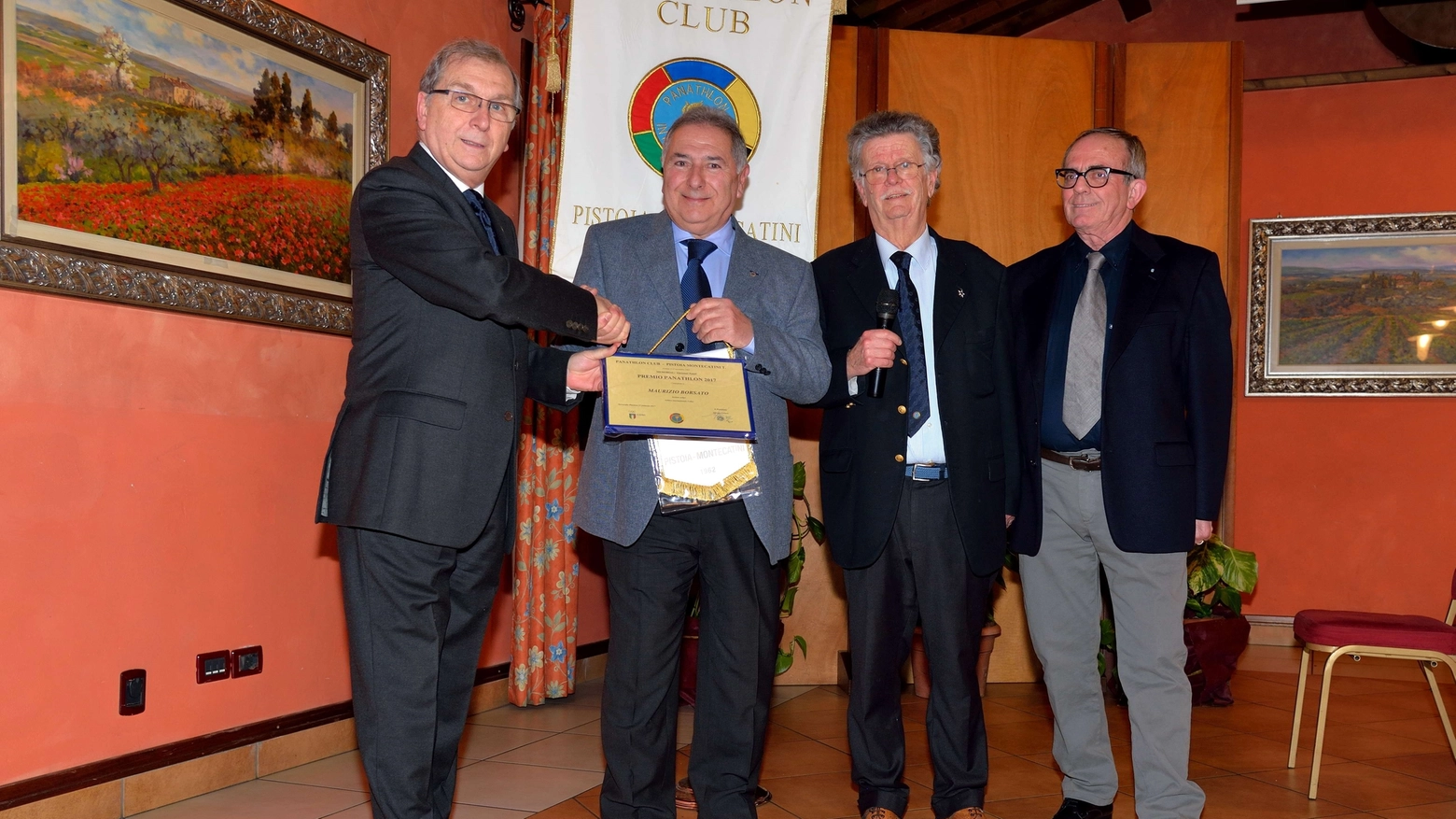 Borgato, il secondo da sinistra premiato dal Panathlon Pistoia - Montecatini