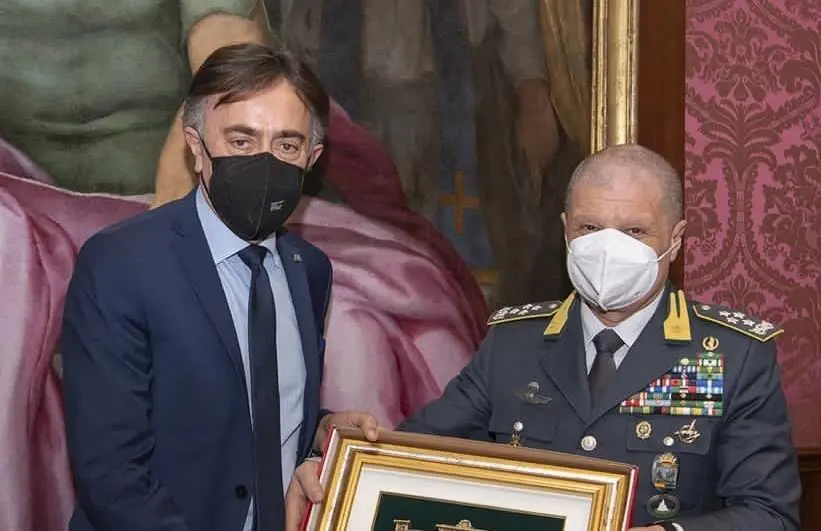 Lotta a illeciti, riciclaggio e frodi fiscali Accordo tra Poste e Guardia di Finanza