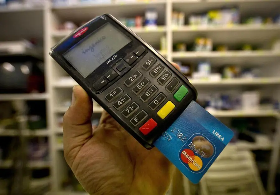 Obbligo Pos dai 60 euro, i negozianti: "Giusto così, commissioni troppo alte"