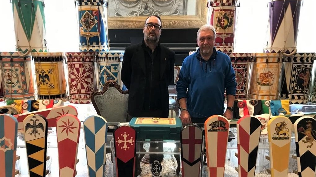 "Gioco del Ponte: 5 anni d’impegno" Nuovi tamburi, targoni e bandiere "Gioco del Ponte: 5 anni d’impegno" Nuovi tamburi, targoni e bandiere