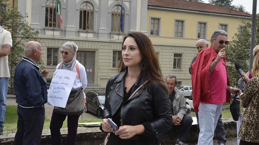 Si è occupata per anni delle proteste dei risparmiatori rimasti stretti nel caso Banca Etruria: sarà in corsa per Fratelli d'Italia