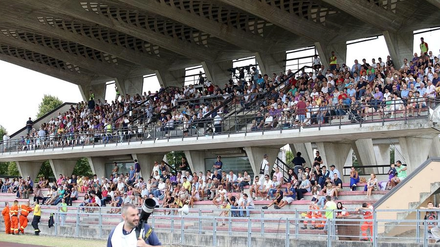 Lo stadio comunale Mariotti (Foto Goiorani)