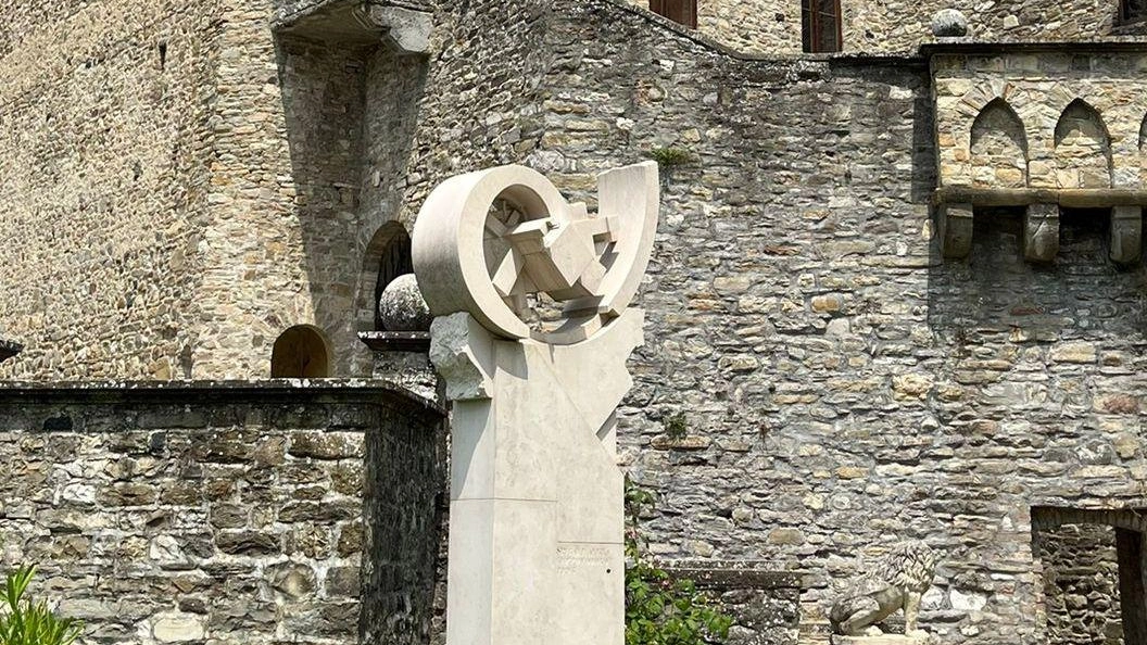 Il Giò Pomodoro “negato“ L’opera va in Lombardia "Brutta figura per la città" Il Giò Pomodoro “negato“ L’opera va in Lombardia "Brutta figura per la città"