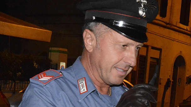 I carabinieri sono intervenuti sul posto insieme ai vigili del fuoco e al 118
