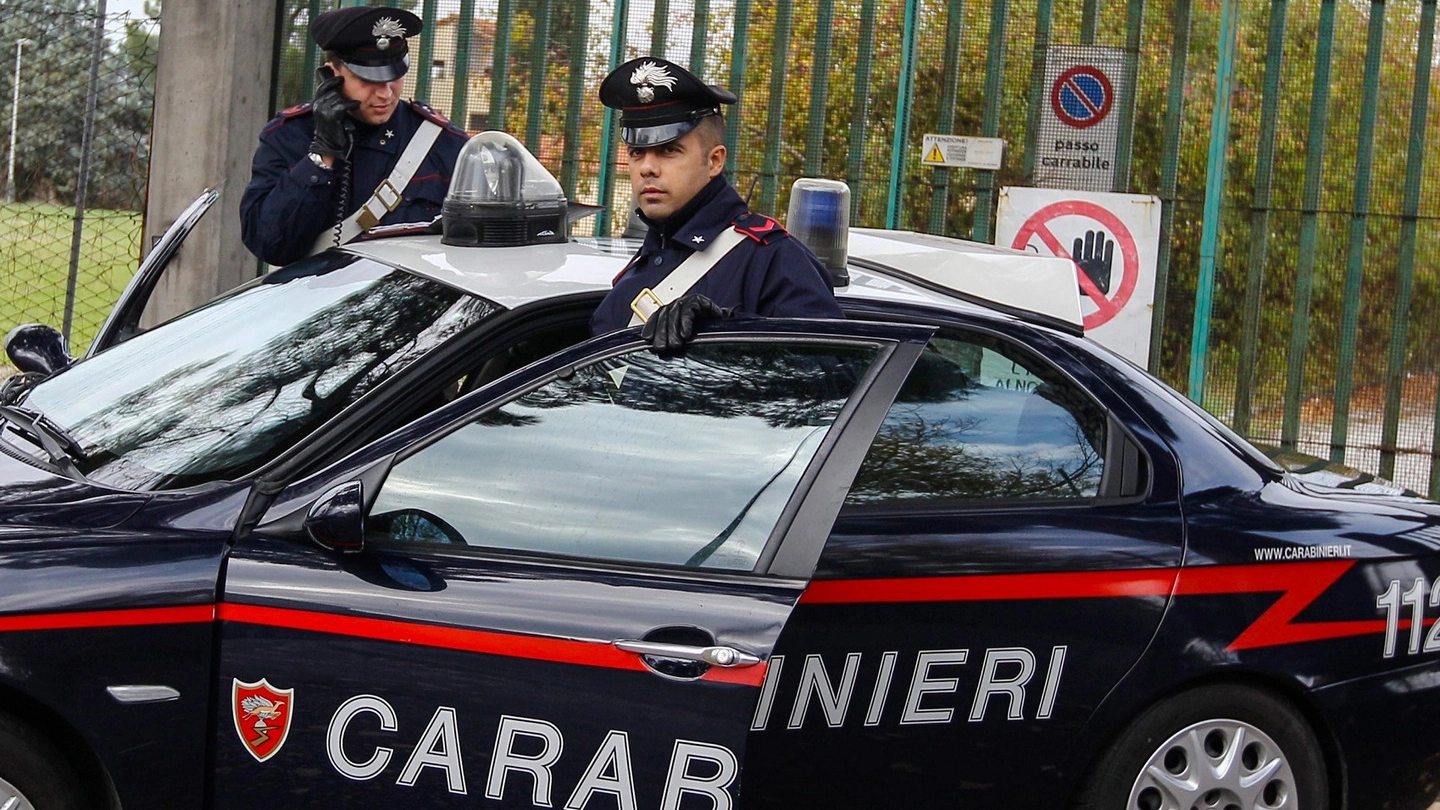 I carabinieri di Scandicci indagano sulla rissa scoppiata l’altra notte nell’area abbandonata dell’ex Cnr