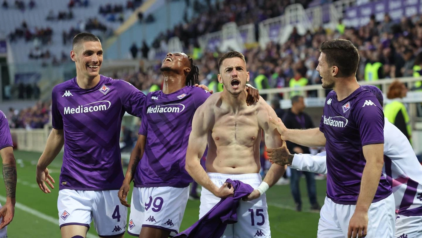 Fiorentina, è di nuovo campionato: che sfida all’Arechi contro la Salernitana
