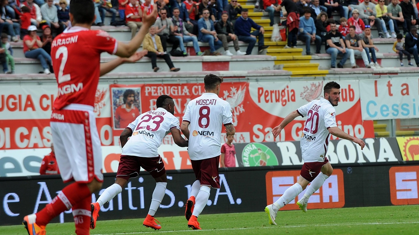 L'esultanza dopo il gol di Jelenic (foto Crocchioni)