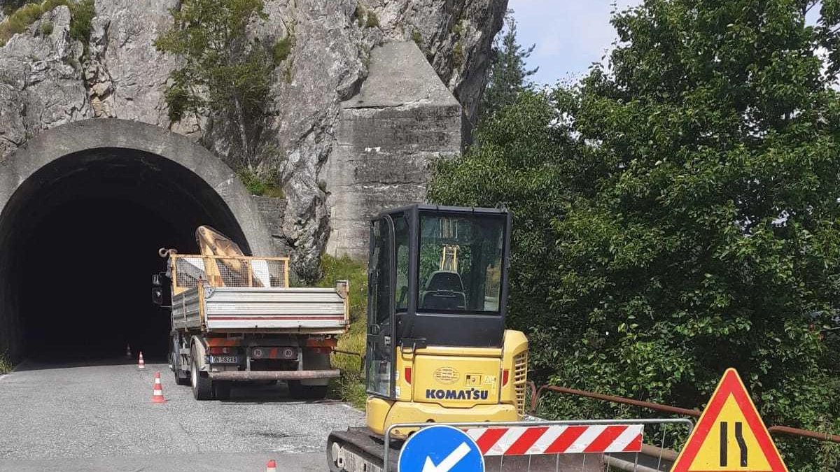 Lavori sulla rete idrica a Pian della Fioba Lavori sulla rete idrica a Pian della Fioba