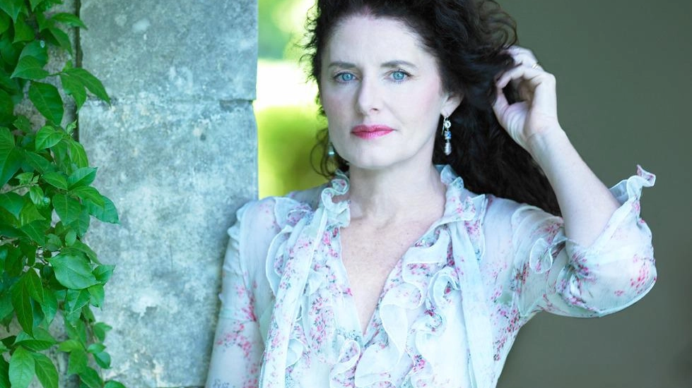Luisa Beccaria sfila anche per solidarietà Garden party a favore di Corri la Vita Luisa Beccaria sfila anche per solidarietà Garden party a favore di Corri la Vita