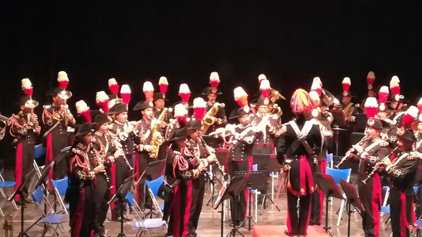 Associazione Carabinieri in festa per celebrare i cento anni di attività Associazione Carabinieri in festa per celebrare i cento anni di attività