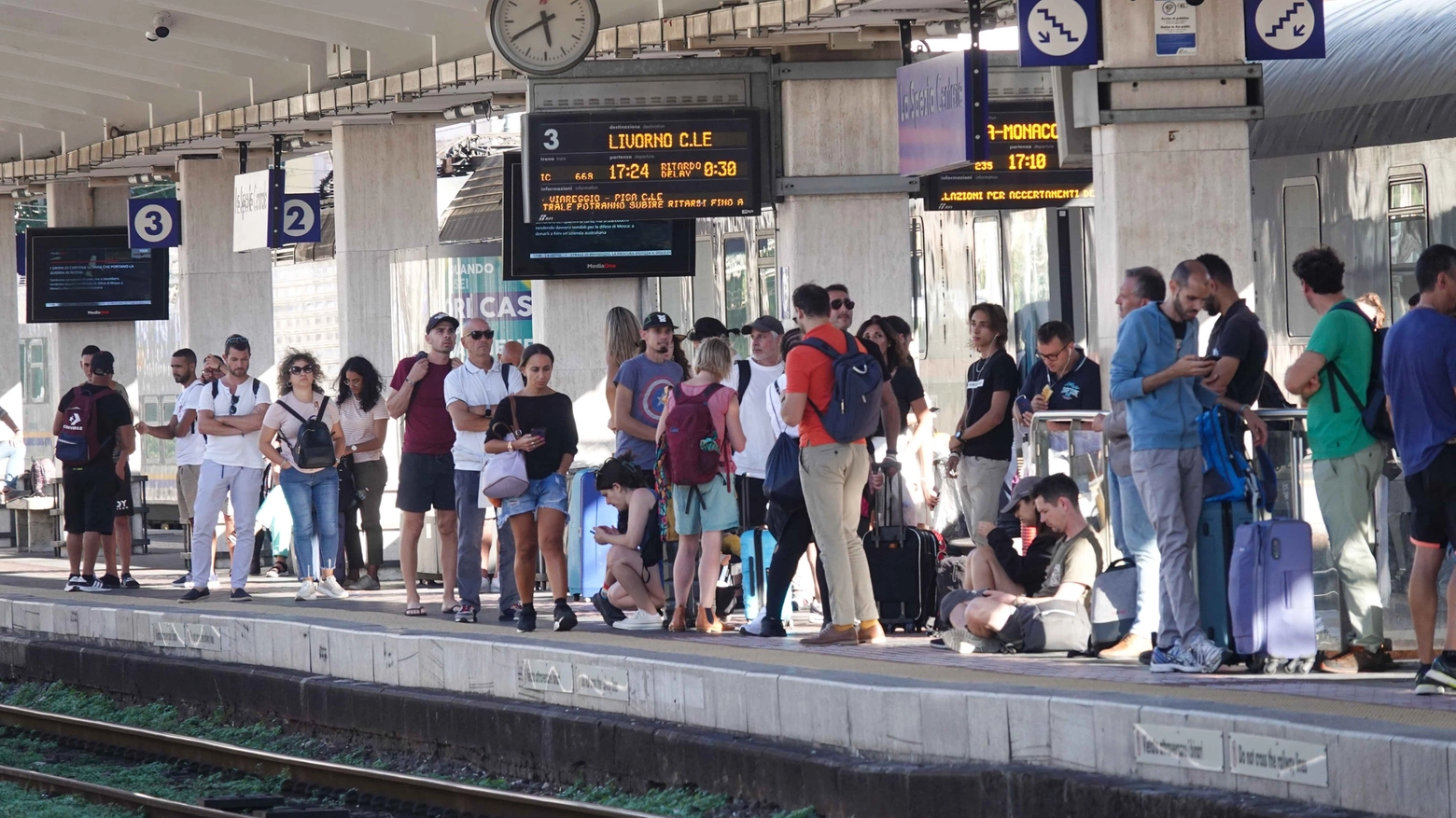 Ritardi per i treni in Toscana: un martedì pomeriggio difficile Ritardi per i treni in Toscana: un martedì pomeriggio difficile