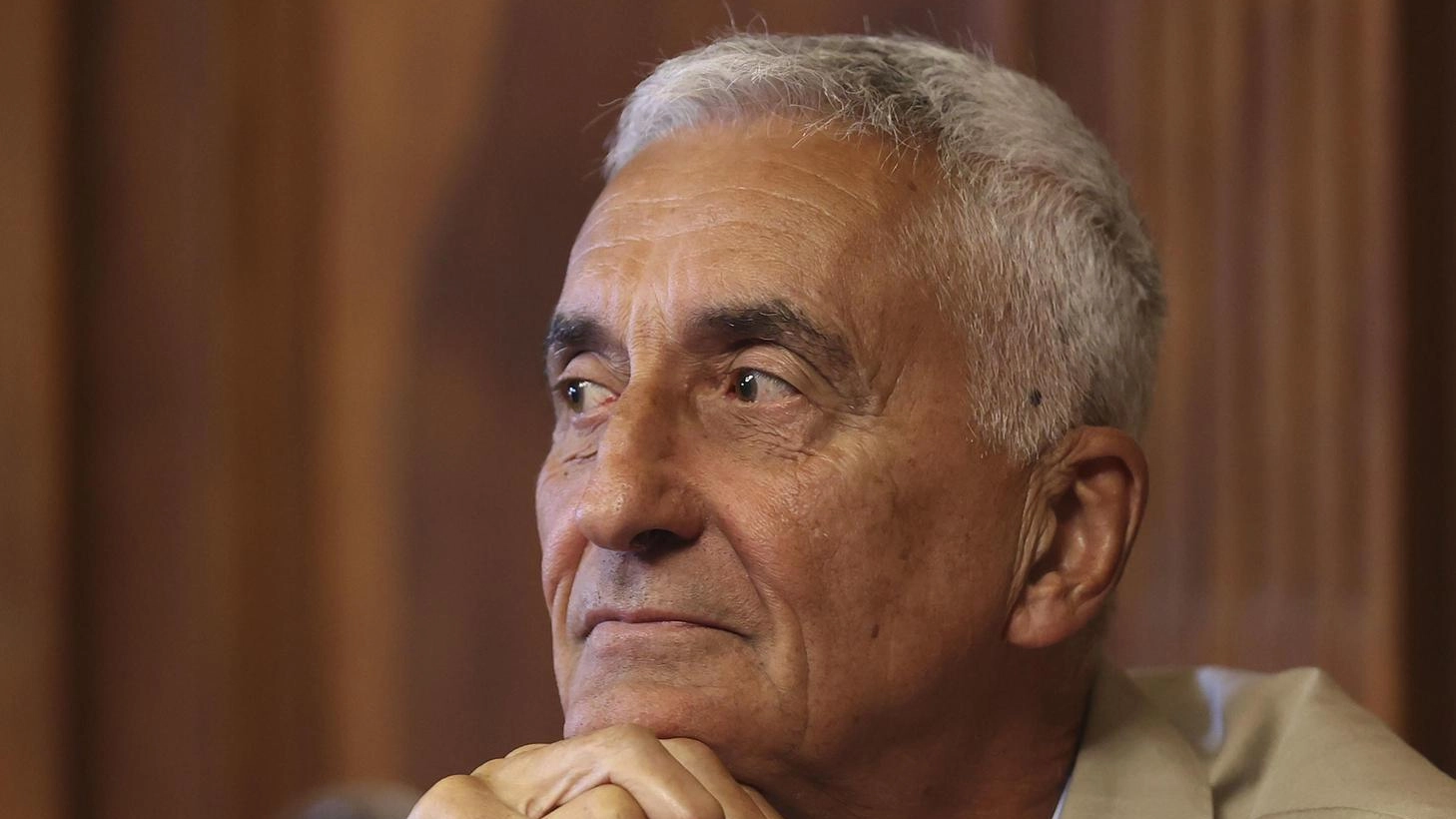 "Castagnini potrebbe rappresentarci a Siena: Chiti e Scaramelli pronti ad aiutare"
"Castagnini potrebbe rappresentarci a Siena: Chiti e Scaramelli pronti ad aiutare"