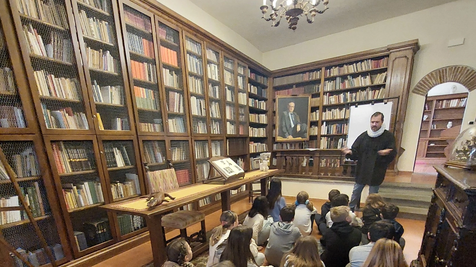 In omaggio carte didattiche e catalogo Alinari