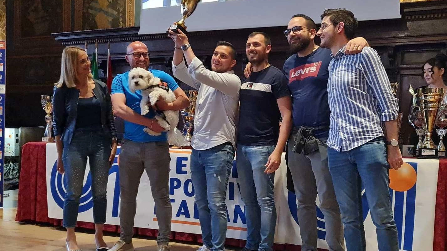 Sala dei Notari gremita di giovani atleti per le premiazioni del Csi Sala dei Notari gremita di giovani atleti per le premiazioni del Csi