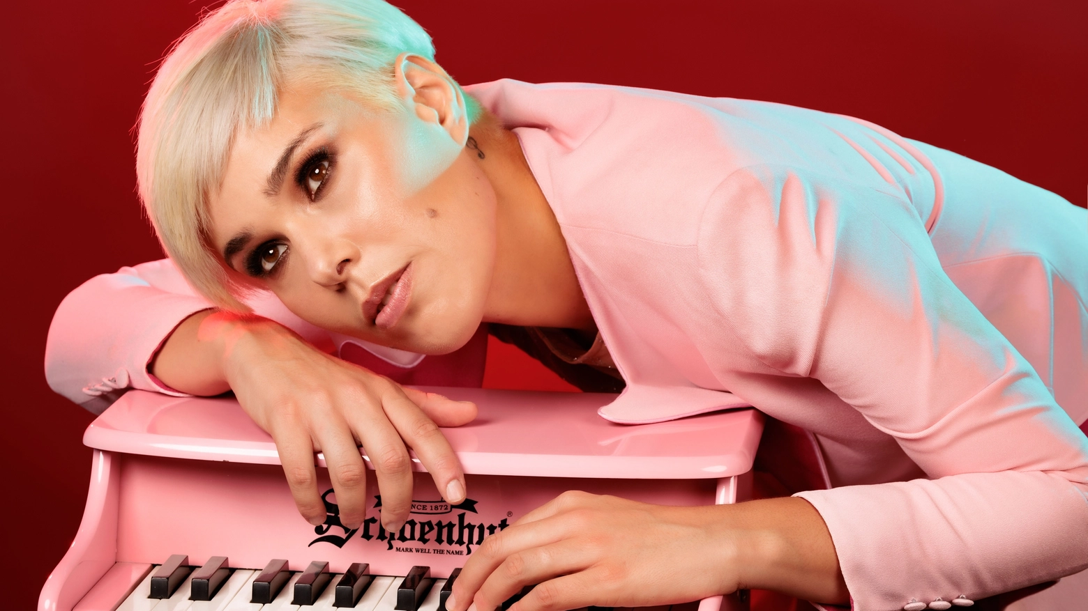 Appuntamento il 5 gennaio con “YAS - Your Anima System” all’apertura della stagione. “La prima donna a comporre ed eseguire sul palco del Teatro del Maggio musiche originali di una nuova corrente compositiva strumentale contemporanea”
