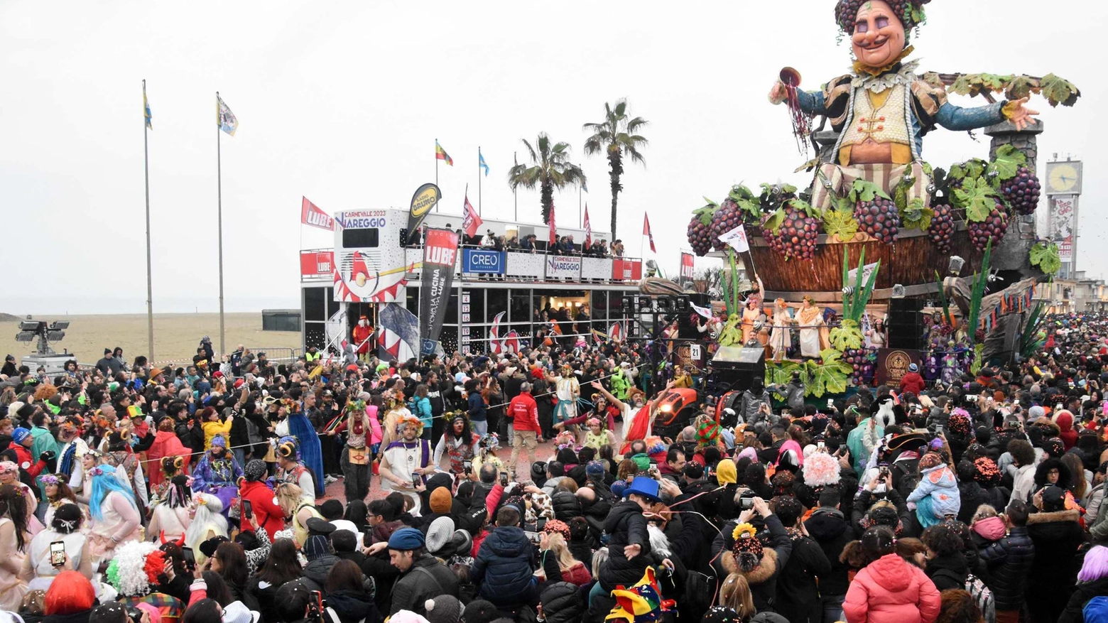 Carnevale, c’è il bando di concorso Porte aperte alla giuria popolare Ipotesi televoto per le costruzioni Carnevale, c’è il bando di concorso Porte aperte alla giuria popolare Ipotesi televoto per le costruzioni