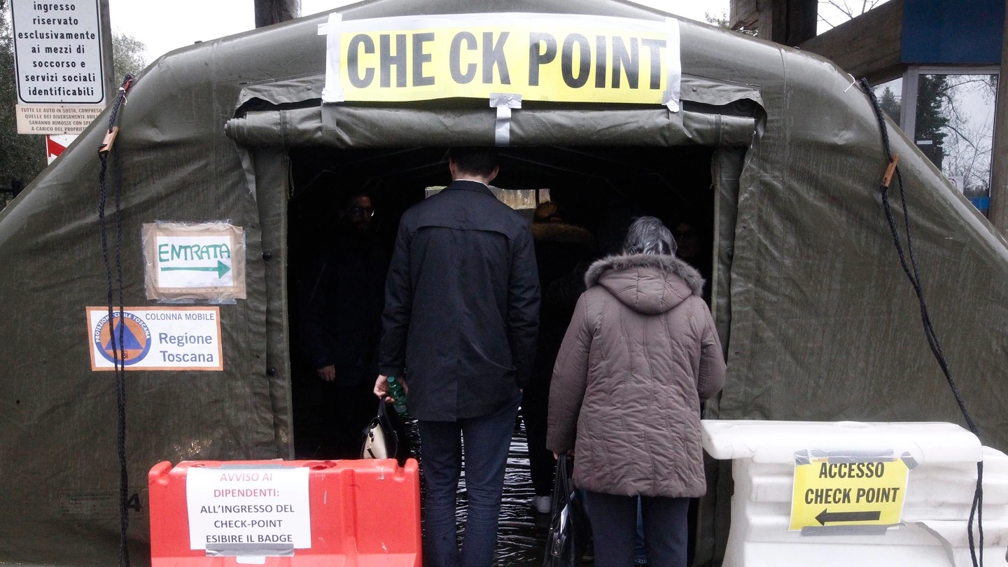 Il check point alle Scotte di Siena (foto Paolo Lazzeroni)