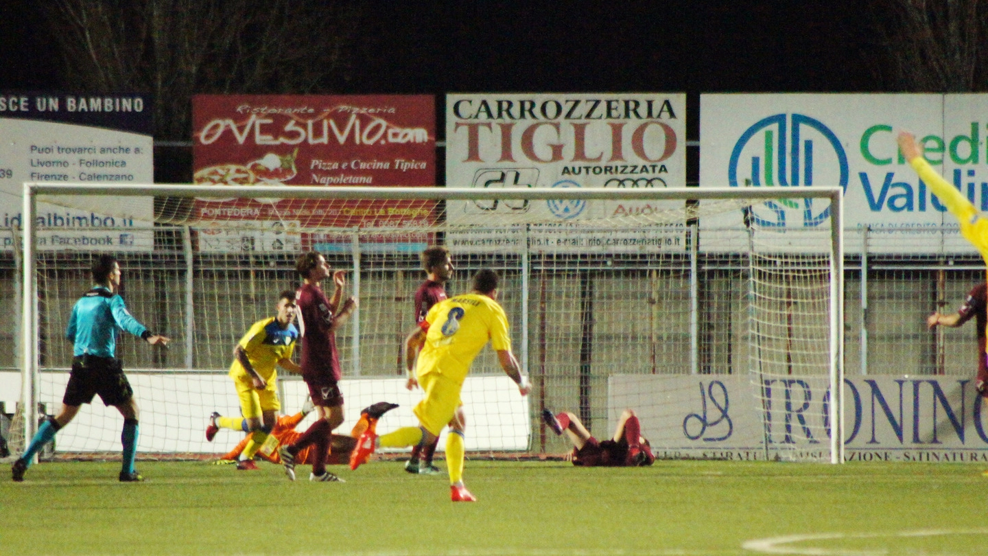 Pontedera-Carrarese 2-2, il gol di Miracoli