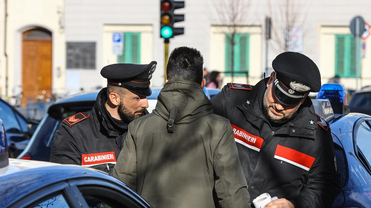 Stazione nella morsa dei controlli Locali sospesi e maxi sanzioni Stazione nella morsa dei controlli Locali sospesi e maxi sanzioni