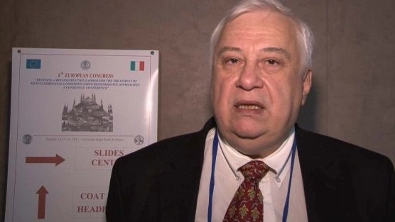 Il professor Rodolfo Capanna, primario di Ortopedia oncologica e ricostruttiva al Cto di Firenze