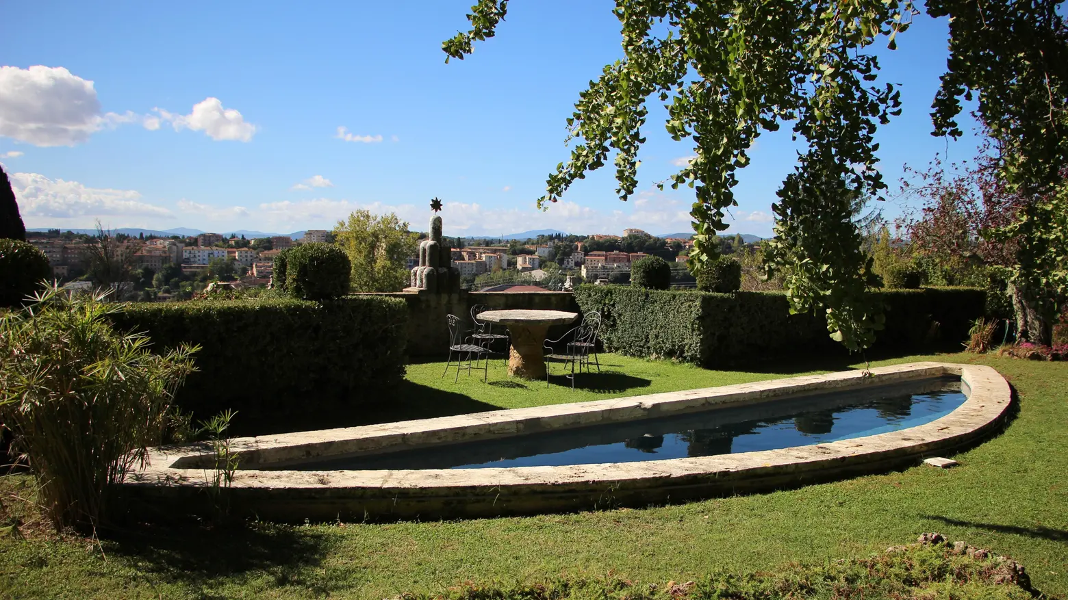 Il più grande museo diffuso d’Italia  Domenica le visite a castelli, ville e giardini