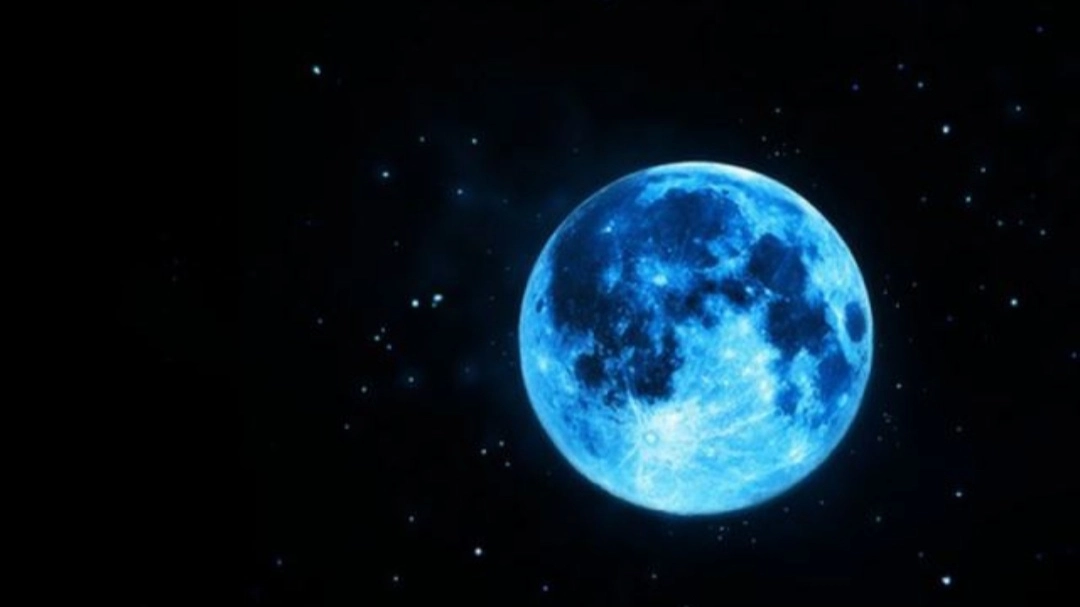 Superluna blu (foto Ansa)  