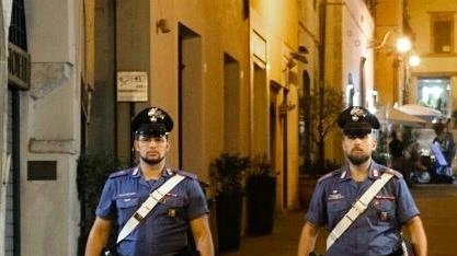 Al via l’operazione anti baby-gang. Controlli contro spaccio e vandali Al via l’operazione anti baby-gang. Controlli contro spaccio e vandali