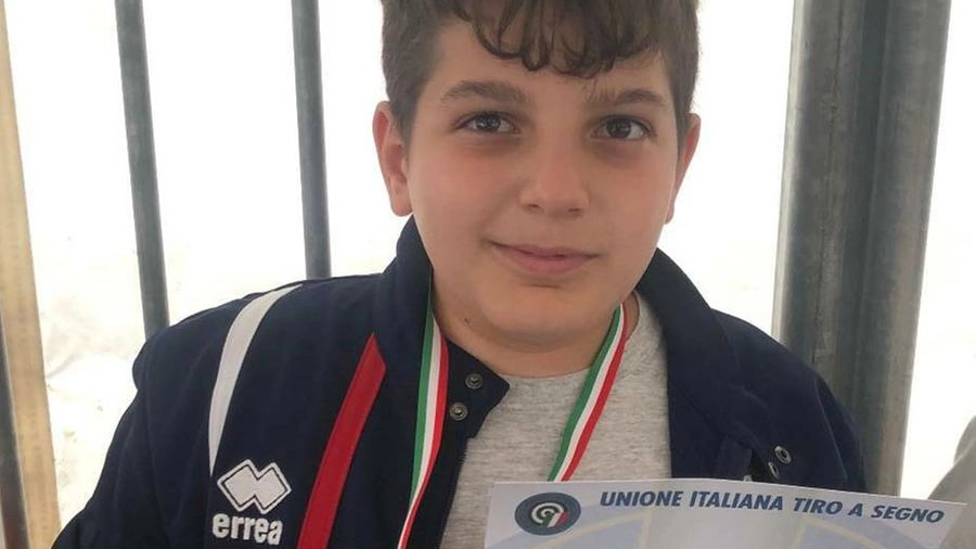 Gabriele Corvino, 12 anni, campione italiano di tiro a segno allievi